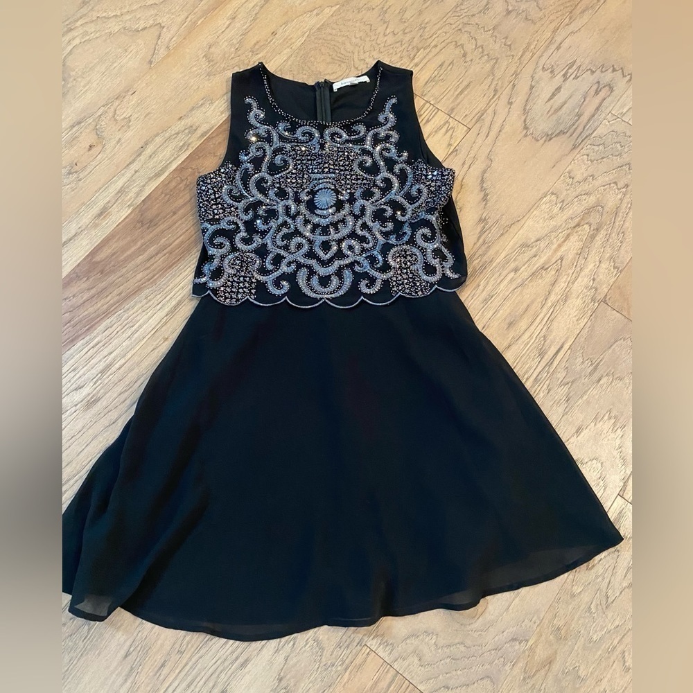 Francesca’s Embroidered Black Dress